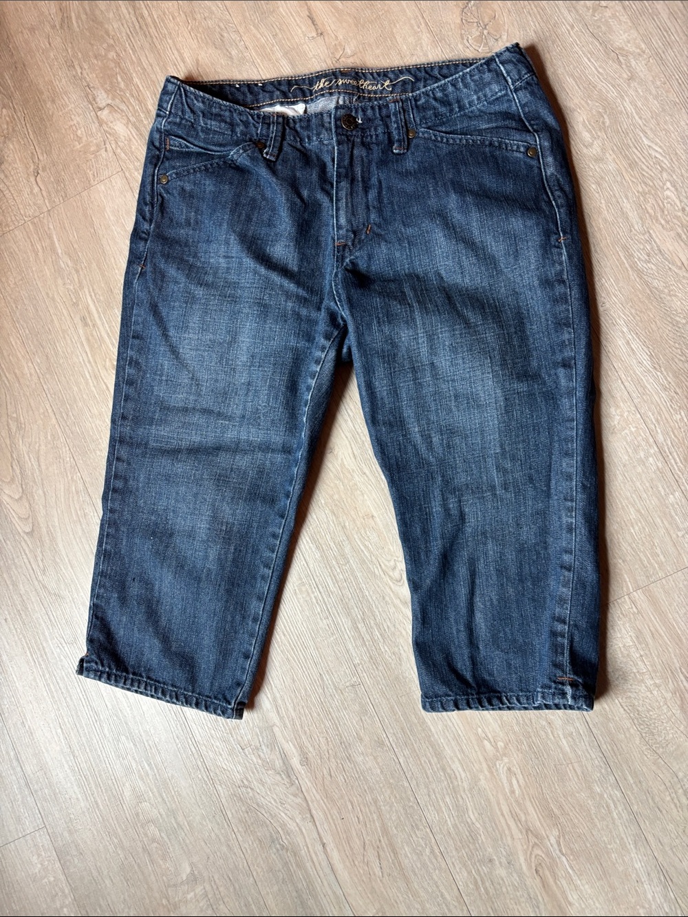 Women’s Dark Blue Denim Capri Pants